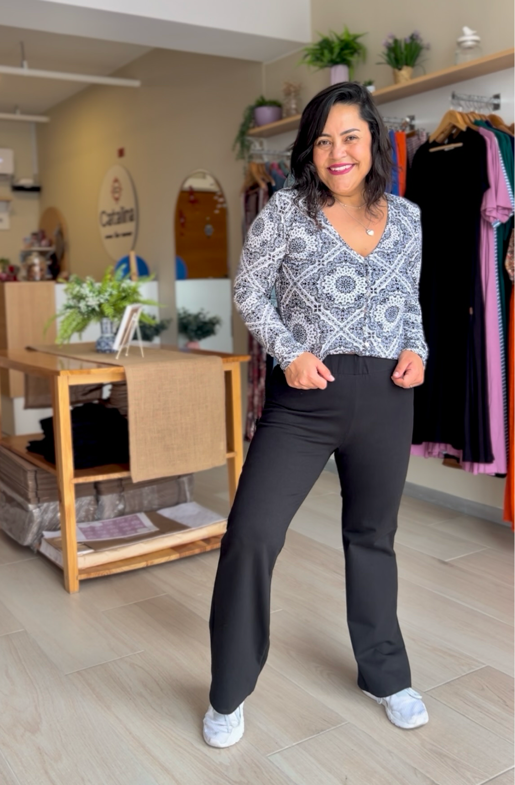 FLARE PANTS AGUSTINA - COLOR NEGRO