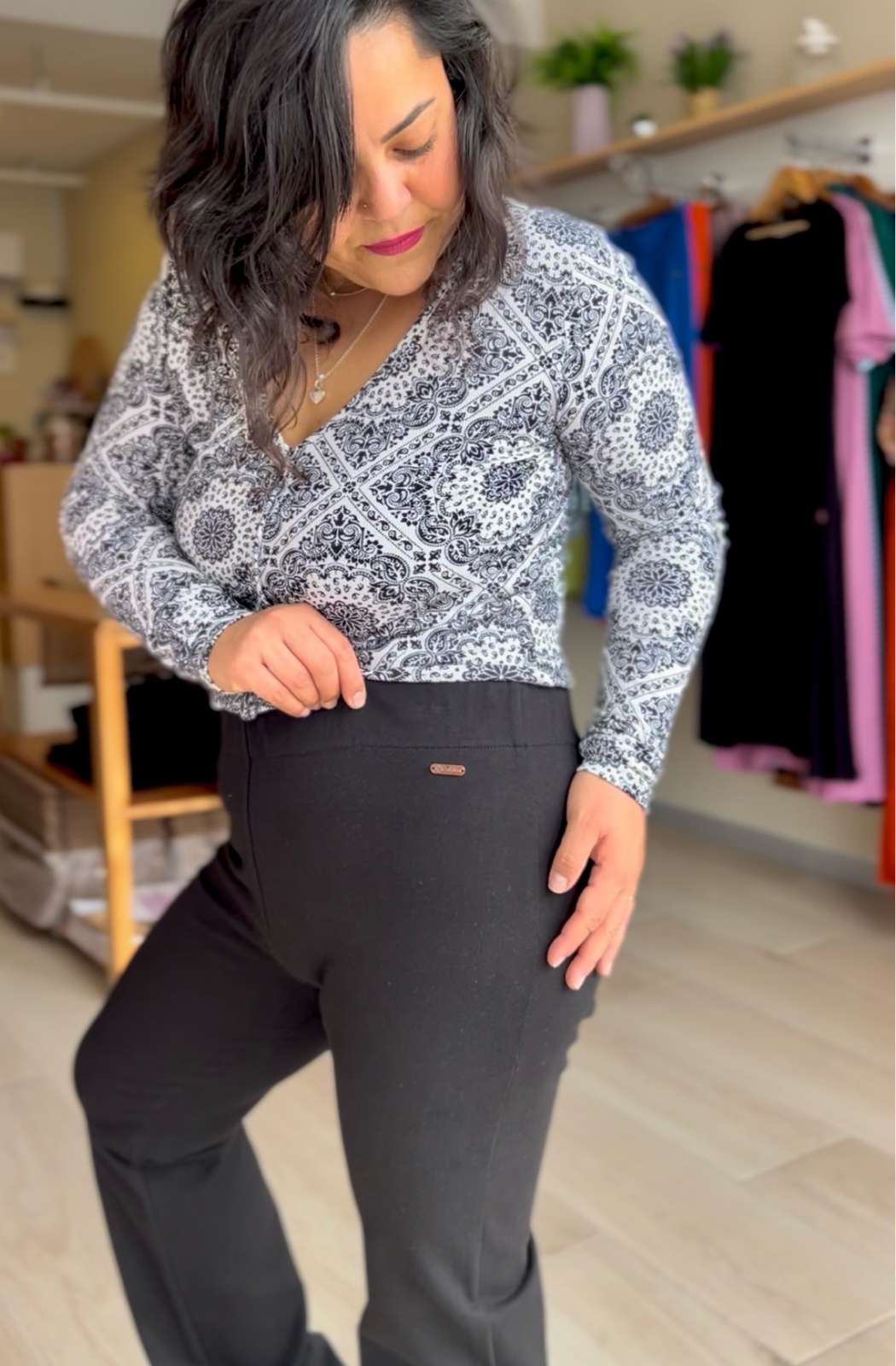 FLARE PANTS AGUSTINA - COLOR NEGRO
