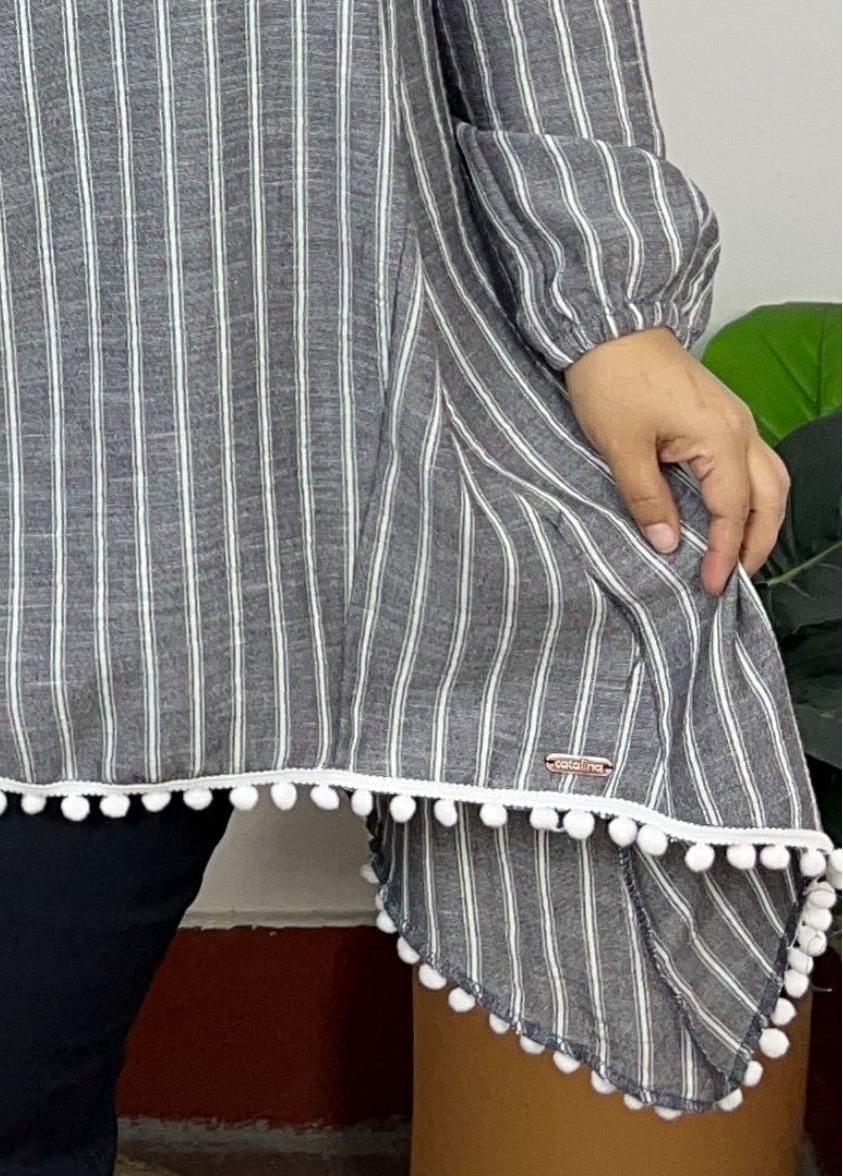 BLUSA SAMI - GRIS CARBÓN RAYAS