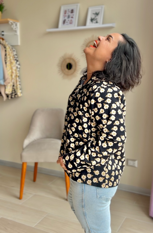 CHAQUETA CAROLA NEGRO FLORES